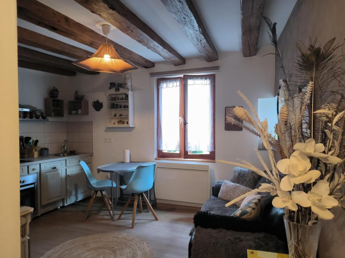 Appartements - 1 Mn Du Centre Ribeauvillé Zimmer foto